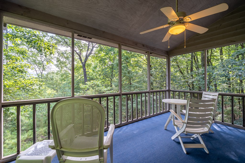 160 Hickory Trace