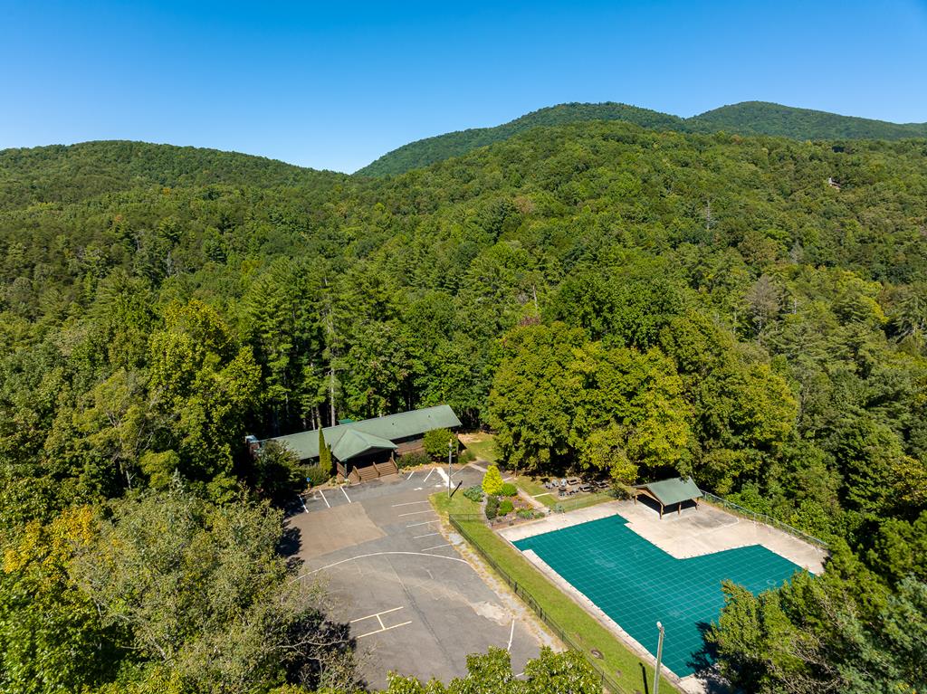 160 Hickory Trace