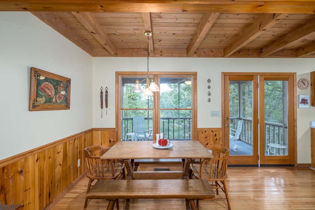 160 Hickory Trace