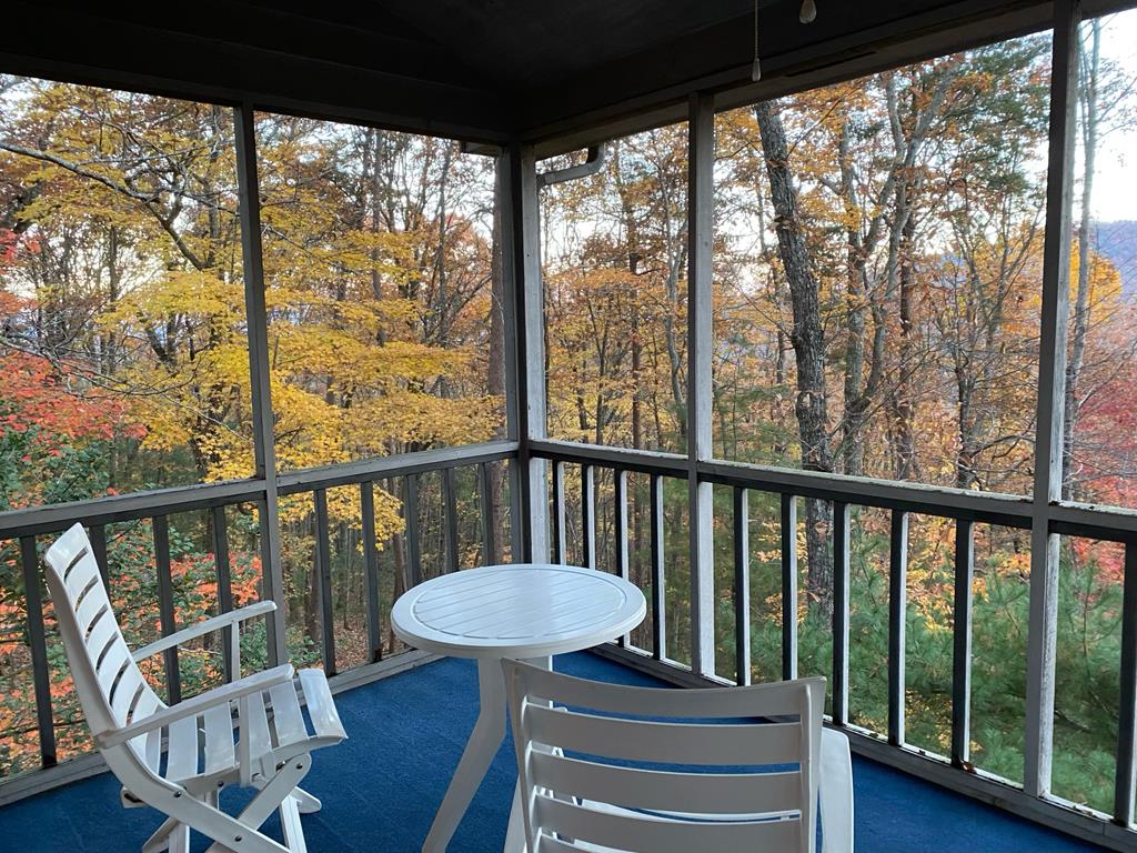 160 Hickory Trace