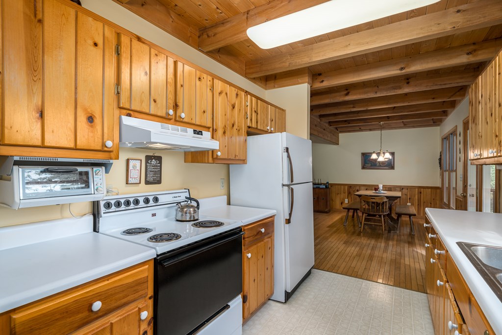 160 Hickory Trace