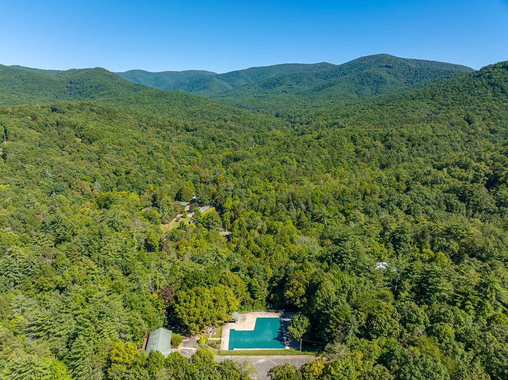 160 Hickory Trace