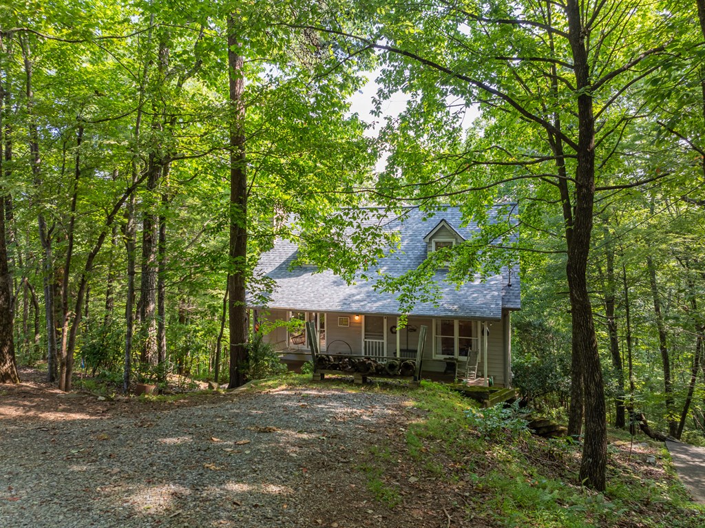 160 Hickory Trace