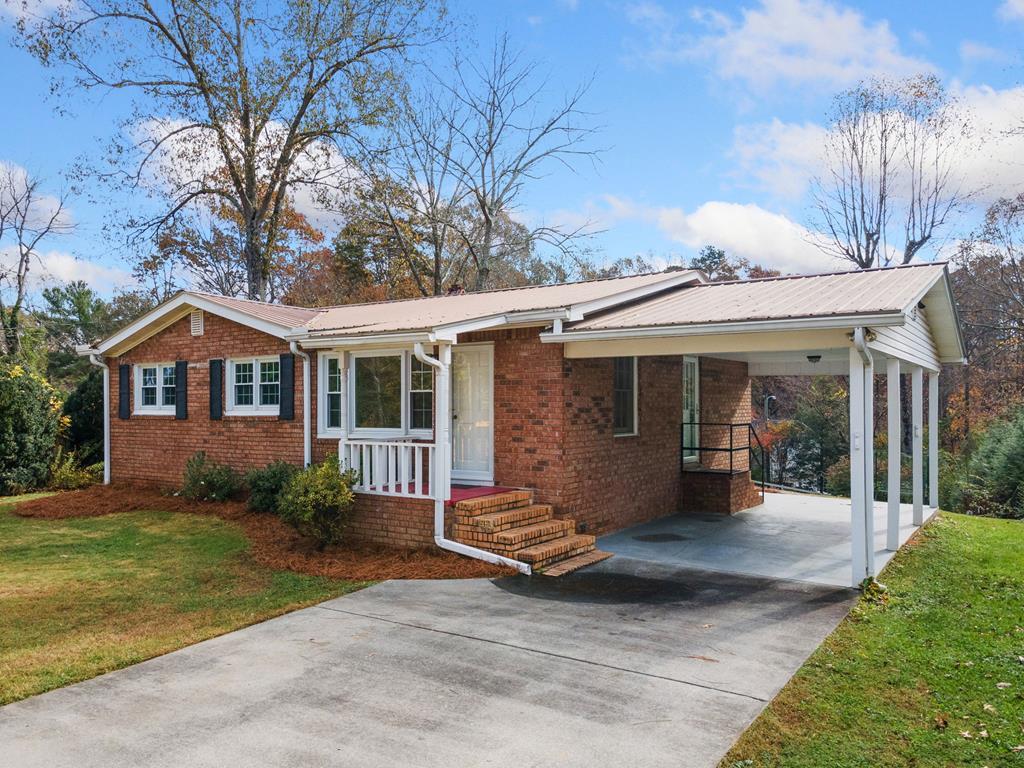 95 Warlick Drive