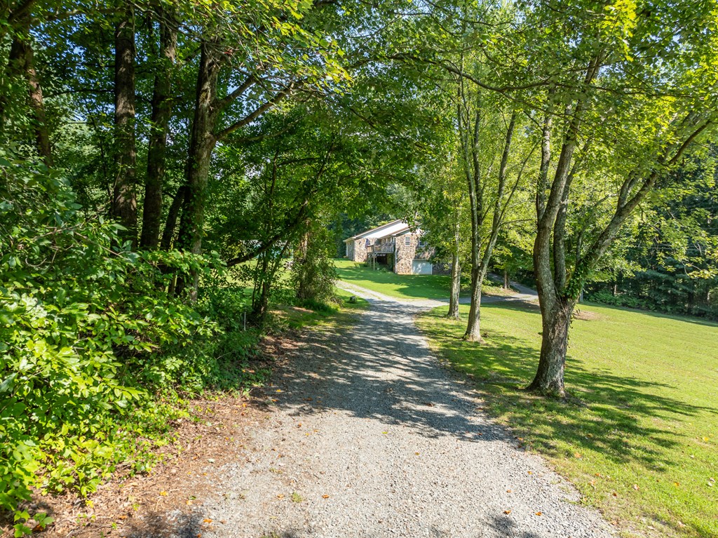 1347 Mount Zion Road