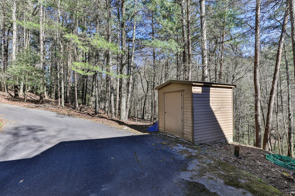 141 Indian Cave Road