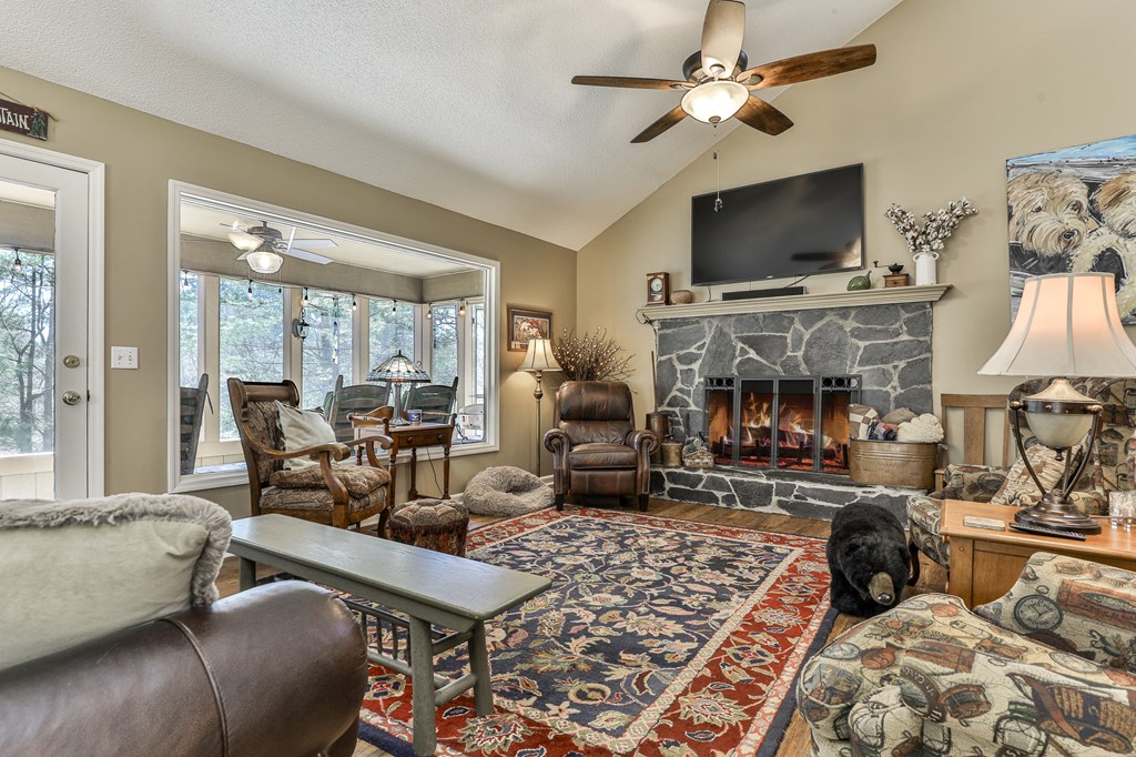 141 Indian Cave Road