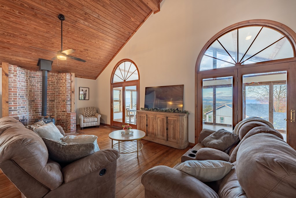 1360 Talona Mountain Road