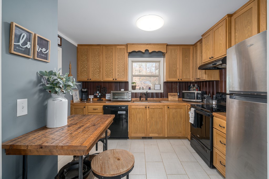 275 W Old Whitestone Road
