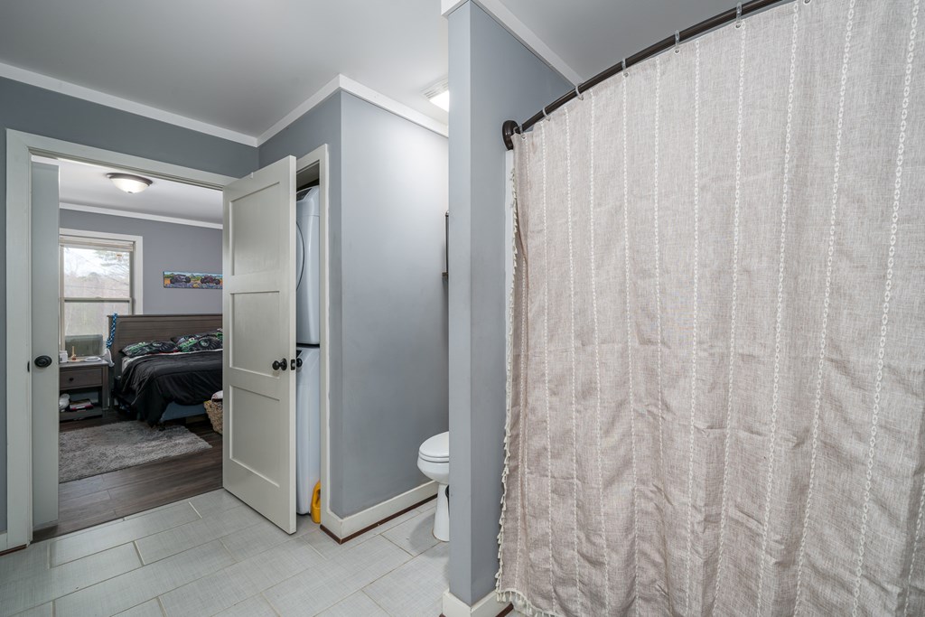 275 W Old Whitestone Road