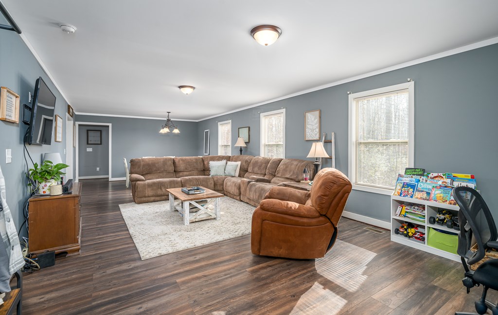 275 W Old Whitestone Road