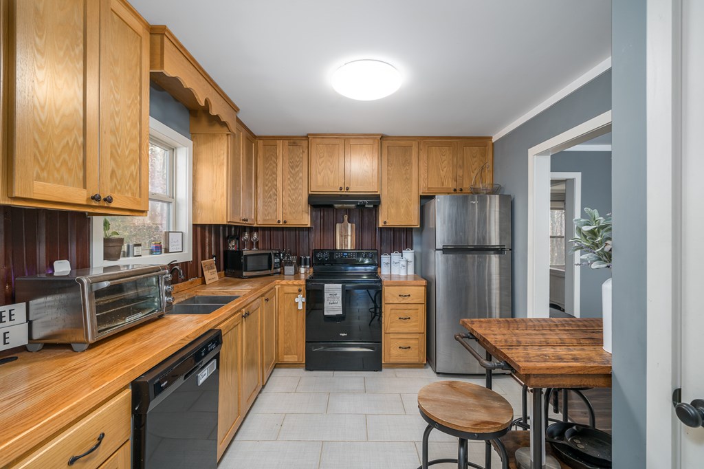 275 W Old Whitestone Road