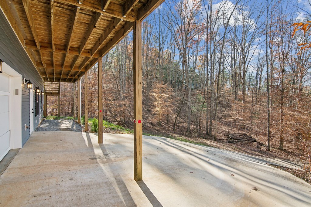 64 Blue Springs Road