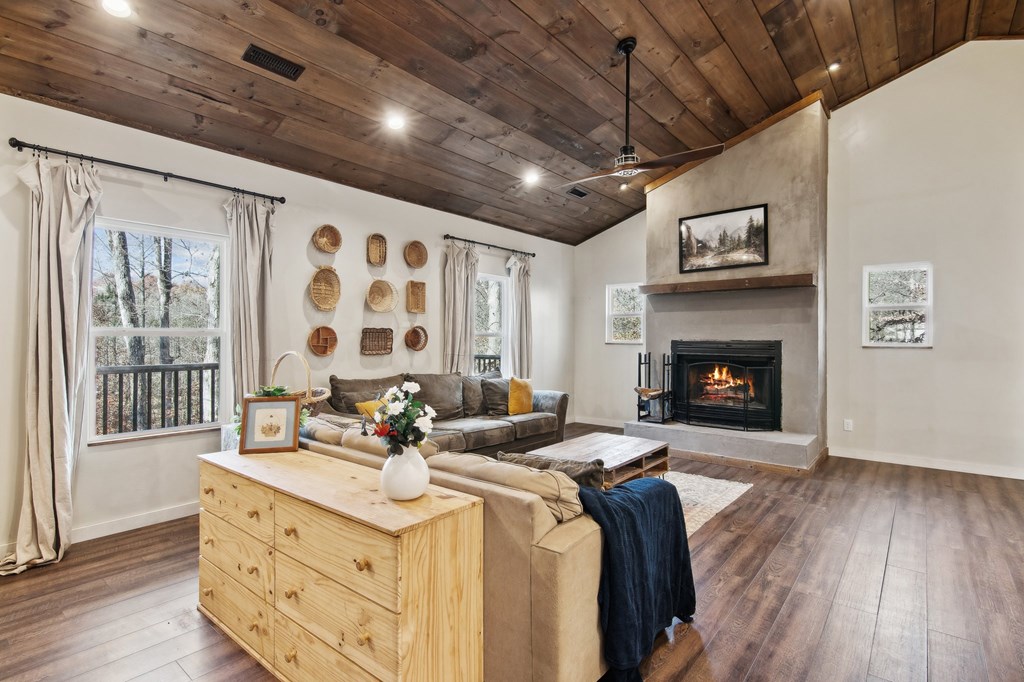 64 Blue Springs Road