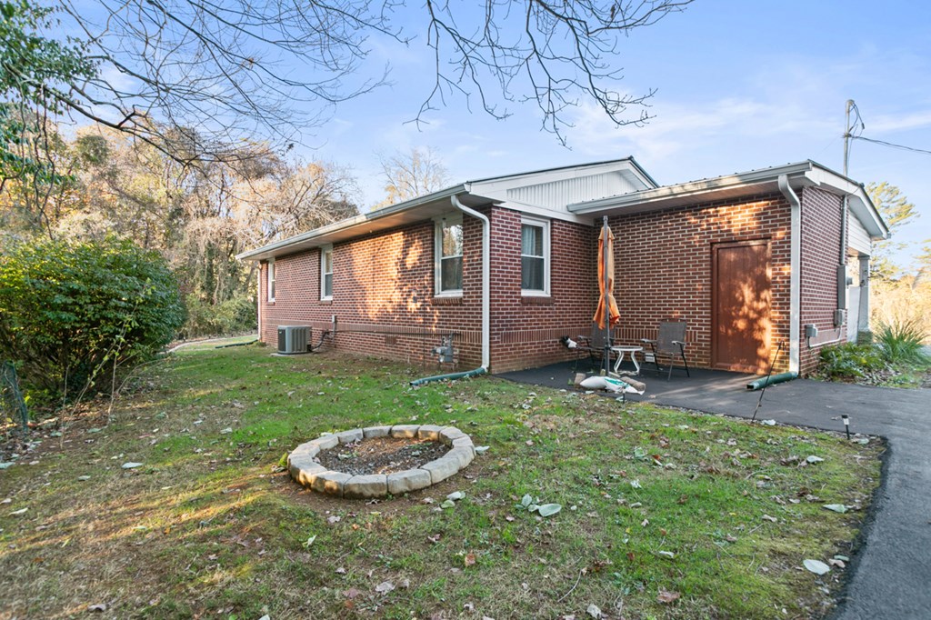 131 Logan Circle
