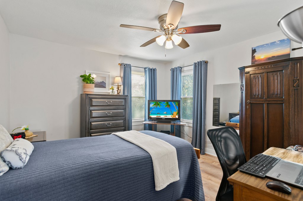 131 Logan Circle