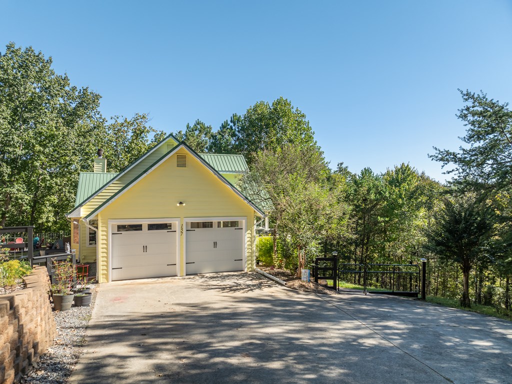 157 Destiny Way