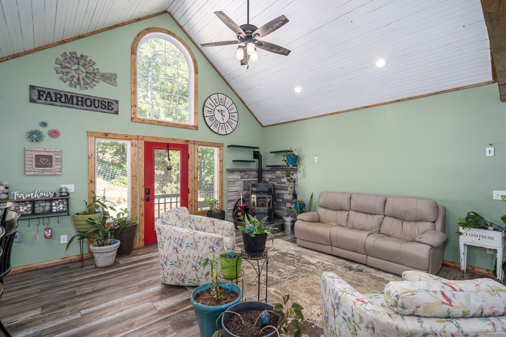 157 Destiny Way