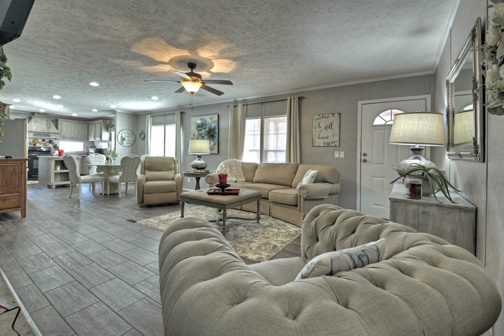 694 Northcutt Rd/Hwy 515
