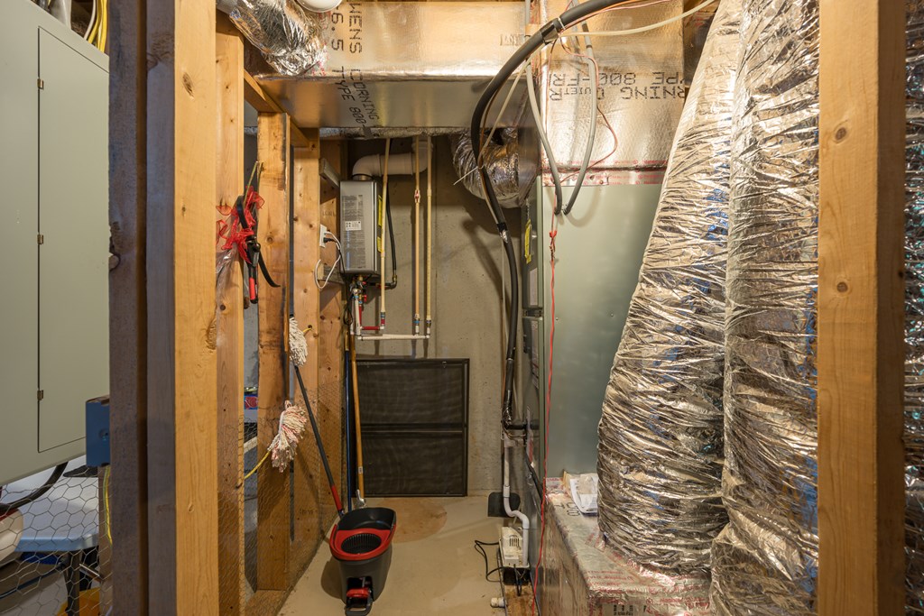 135 Diamondback Ridge