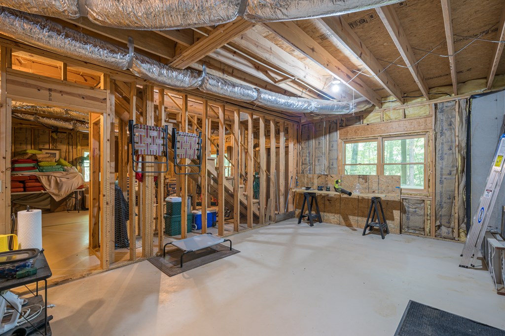 135 Diamondback Ridge