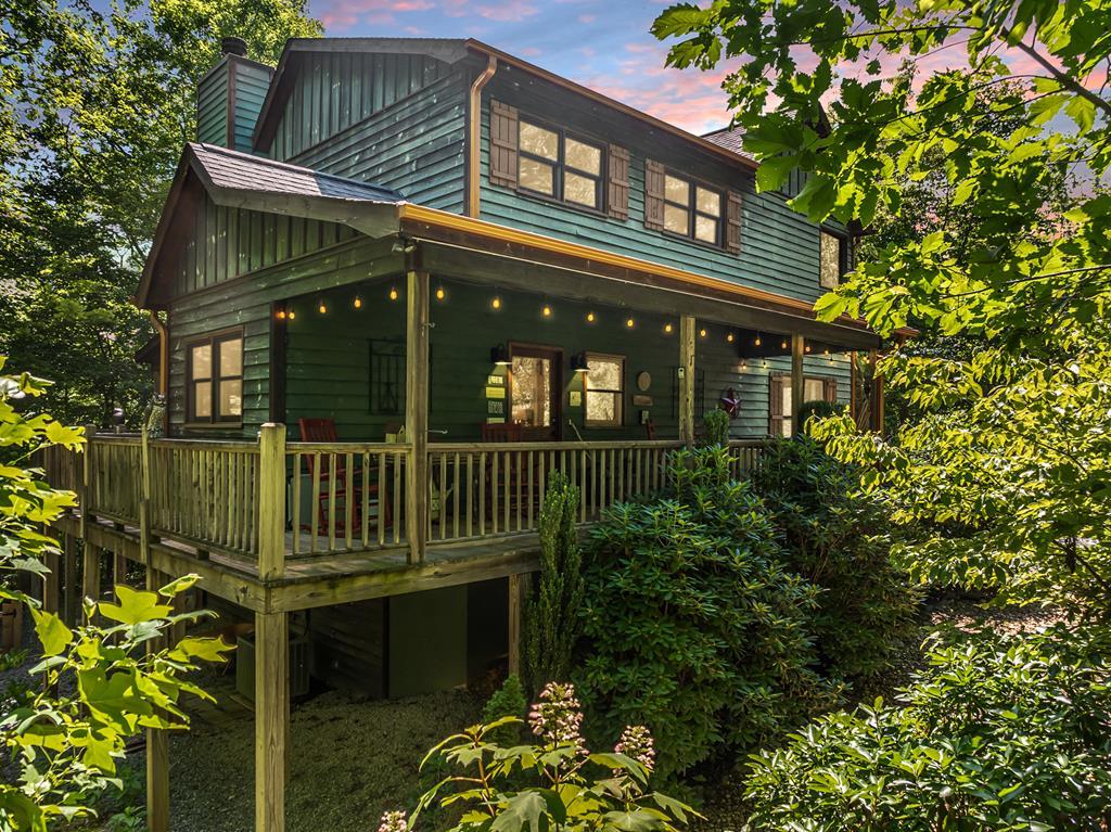 135 Diamondback Ridge