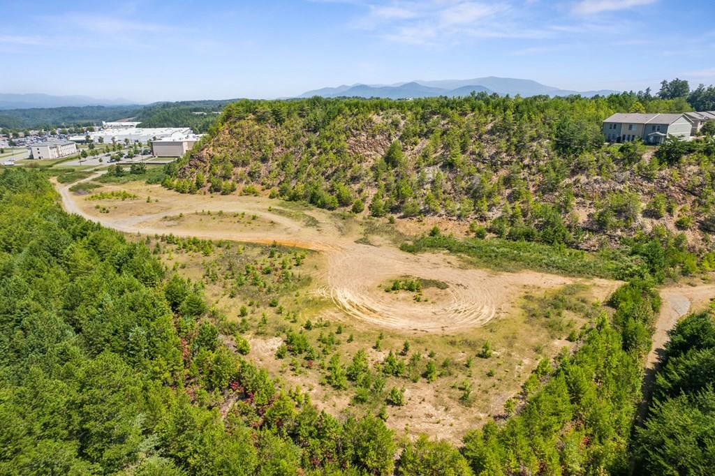 4.74AC Eller Road