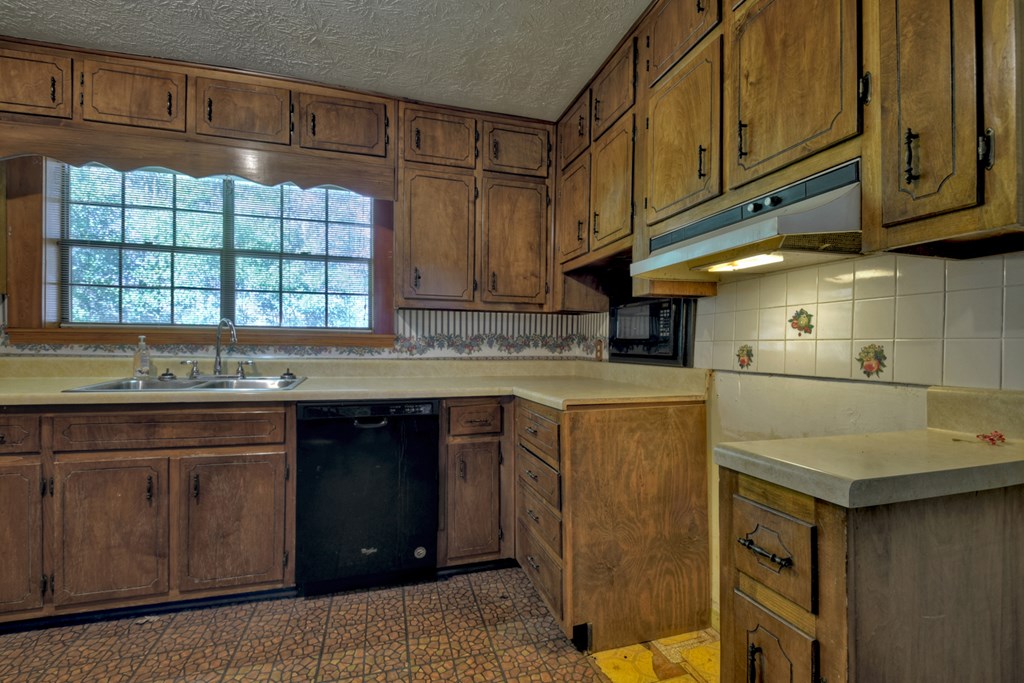 222 Sugar Creek Road