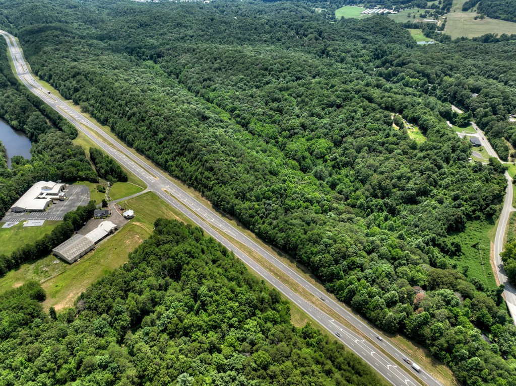 9.29 AC Hwy 515