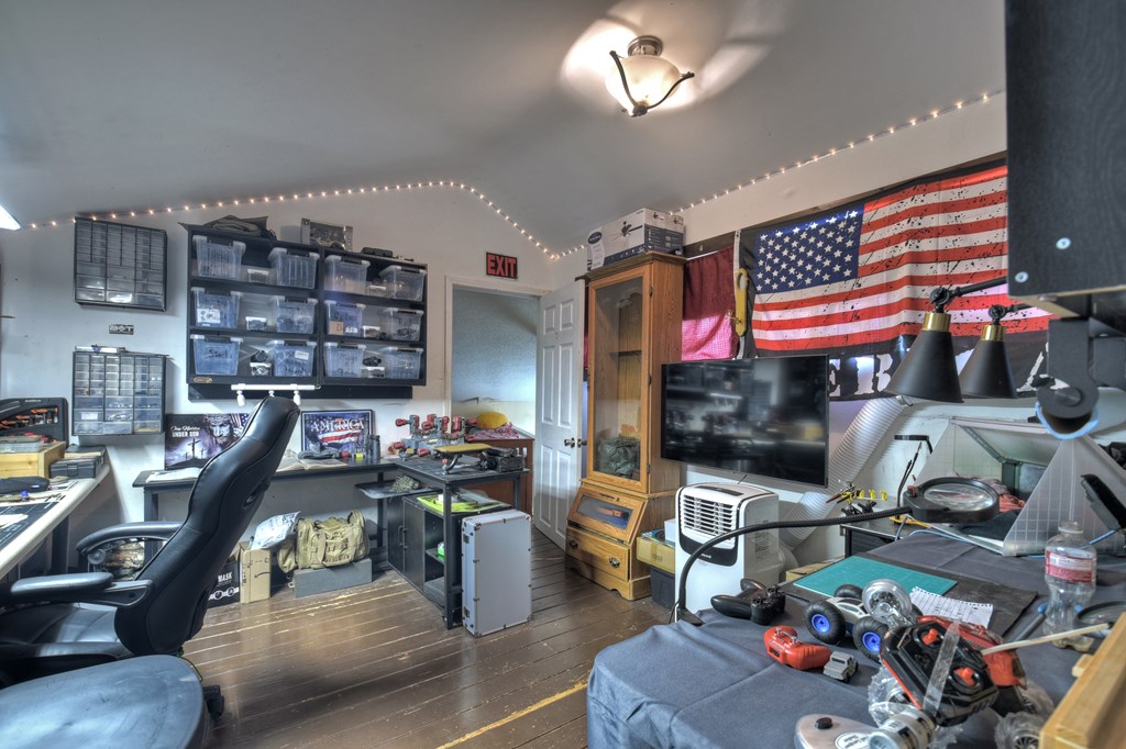 547 Canaan Road