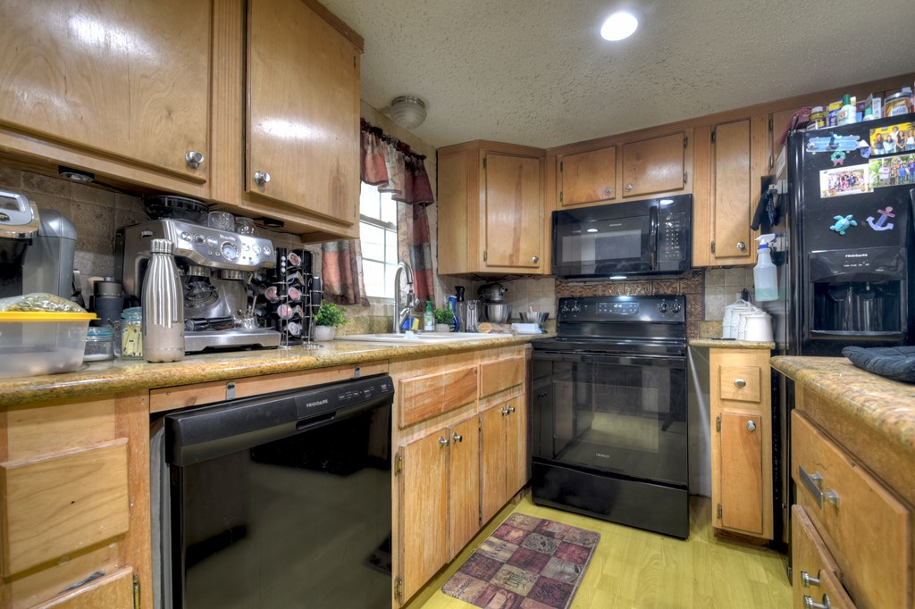 547 Canaan Road