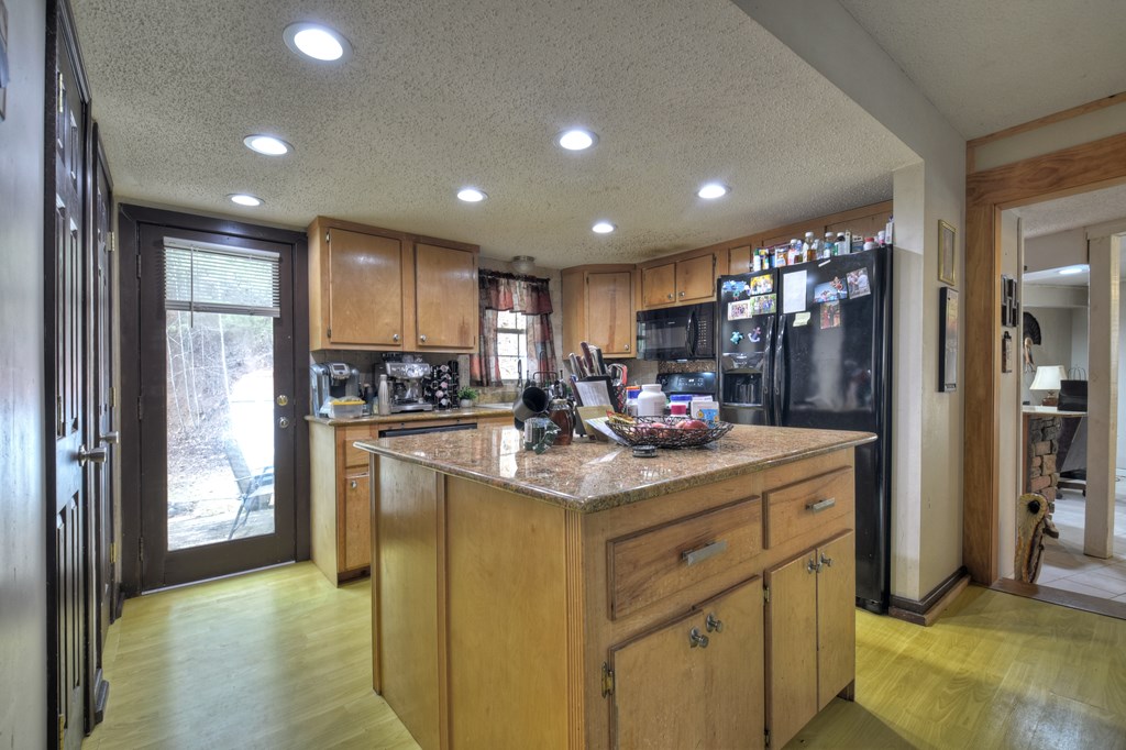 547 Canaan Road
