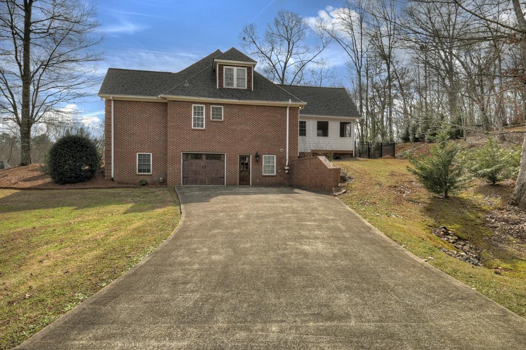 519 The Oaks Drive