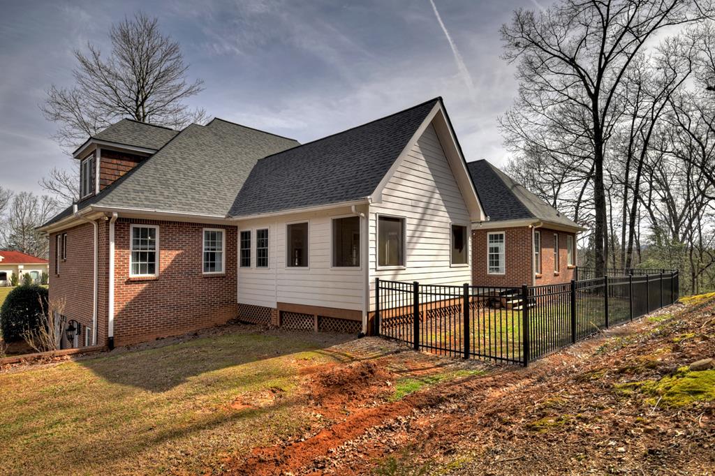 519 The Oaks Drive