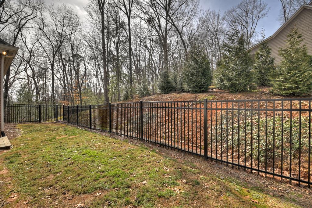 519 The Oaks Drive