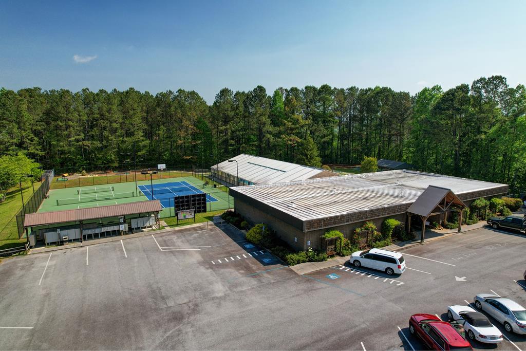 8 acres Brunton Circle