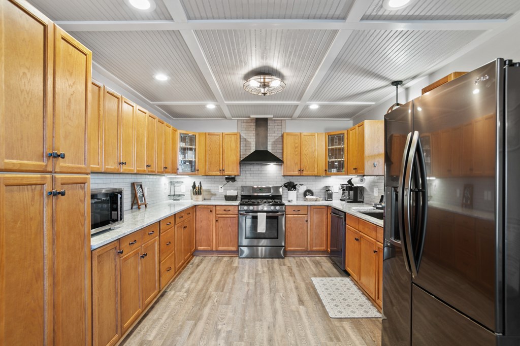 708 Thomas Mountain Road