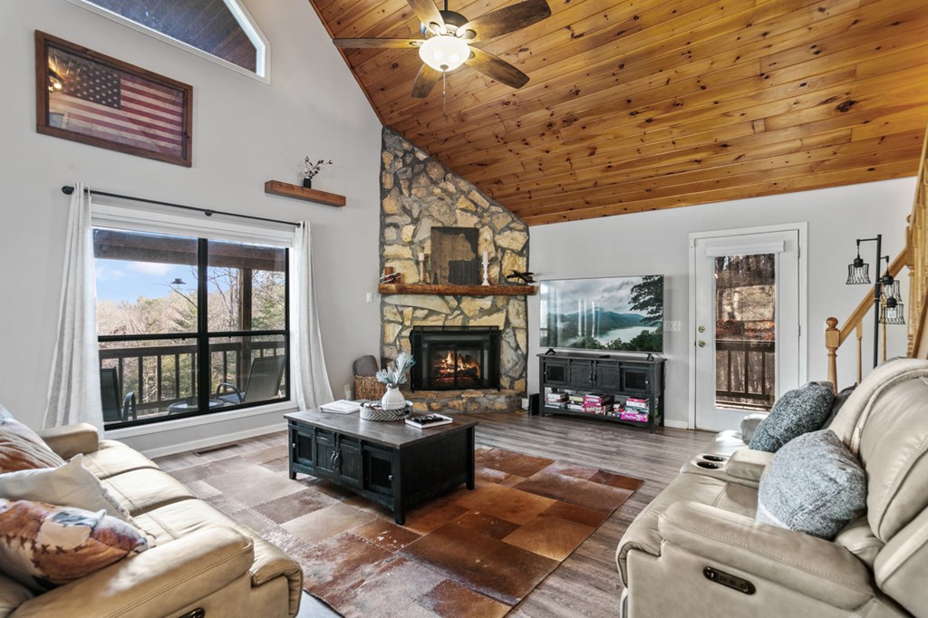 708 Thomas Mountain Road