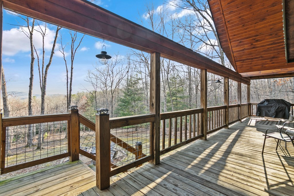 708 Thomas Mountain Road