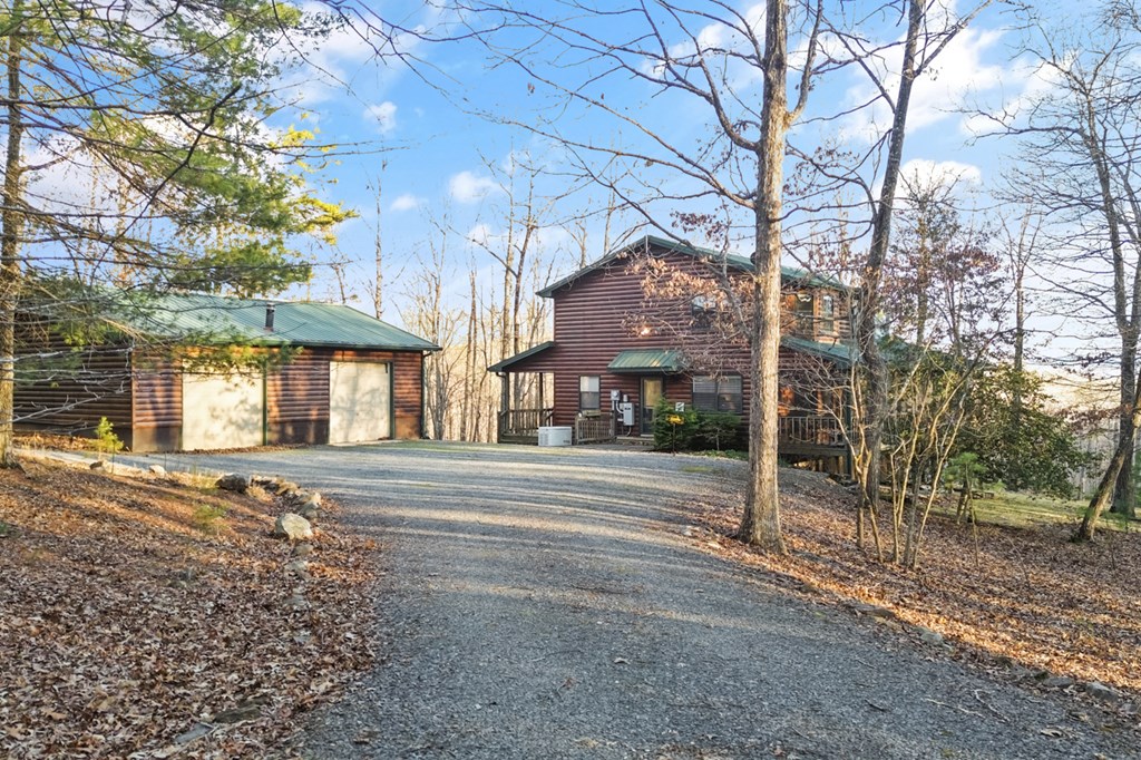 708 Thomas Mountain Road