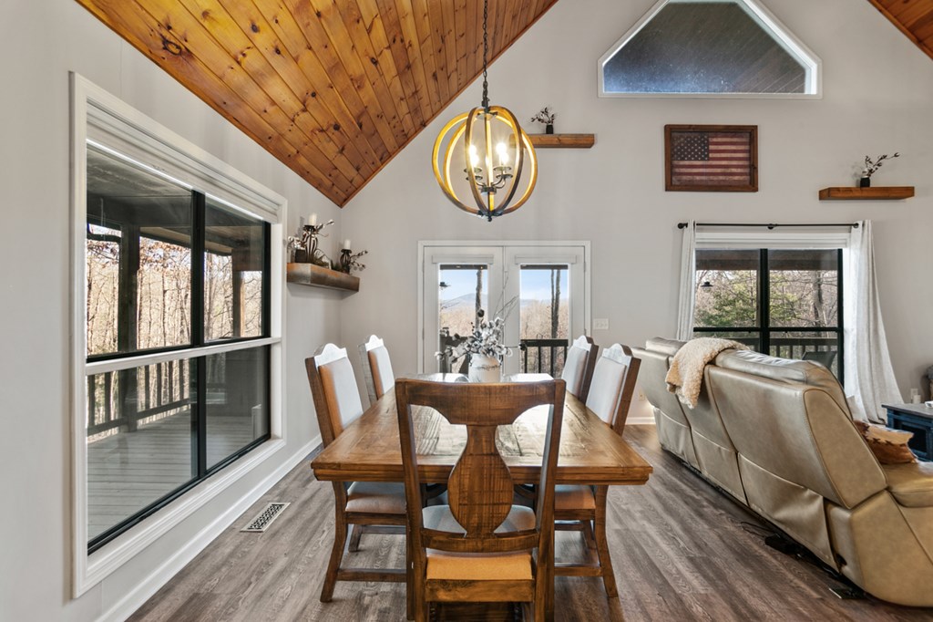 708 Thomas Mountain Road