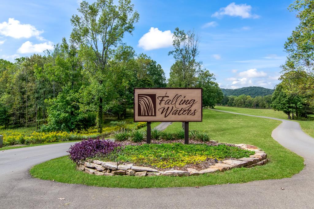 Lot 7R Mountain Falls Loop