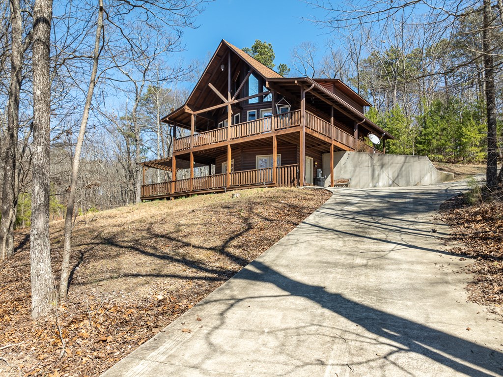 1529 Faith Court