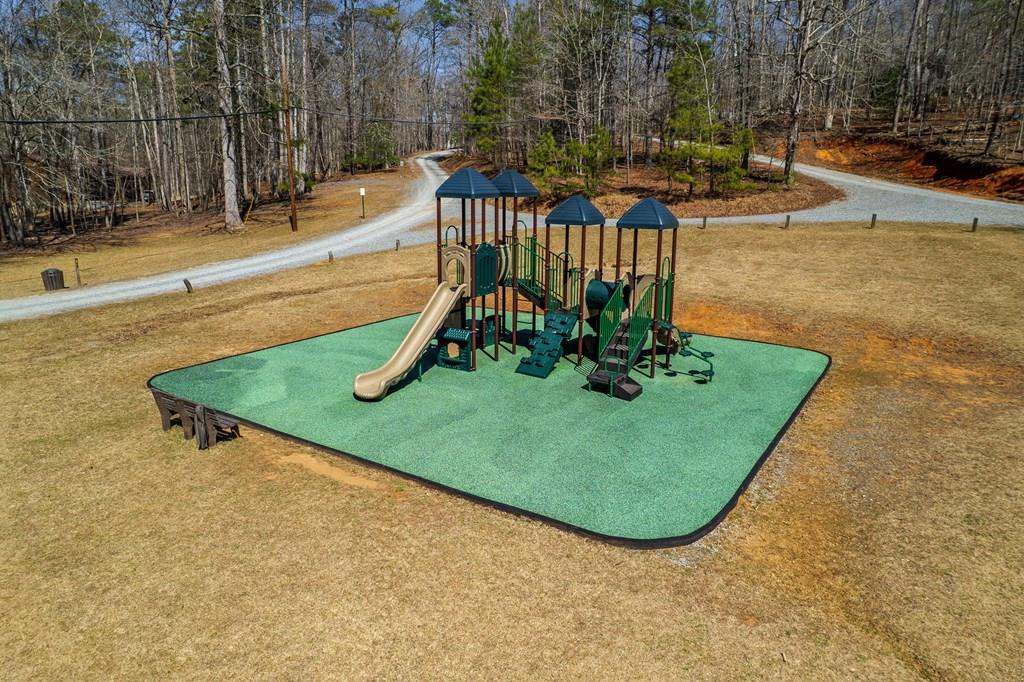 66 Mountainside Court