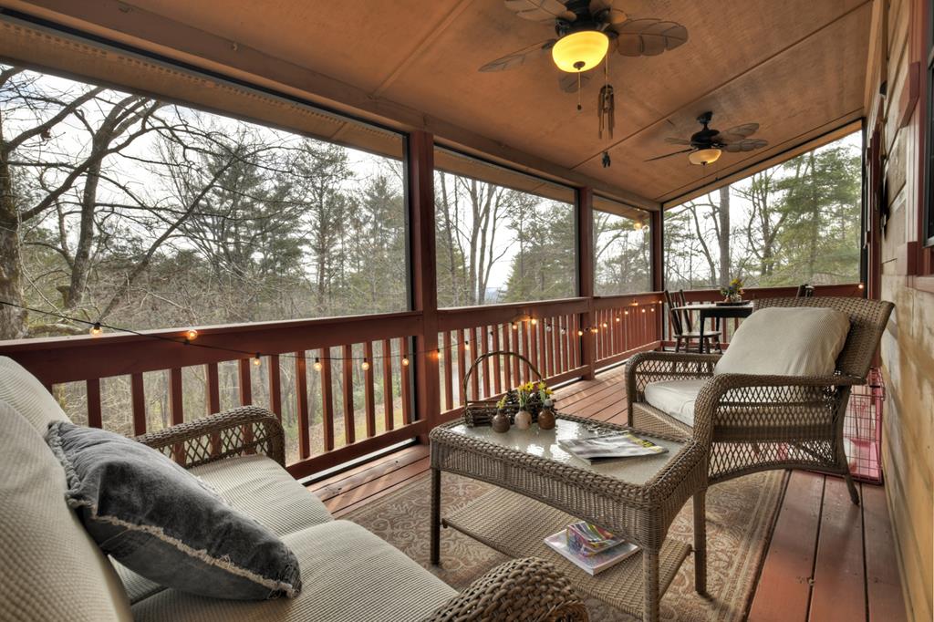 65 Weoka Court
