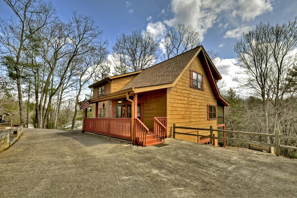 65 Weoka Court