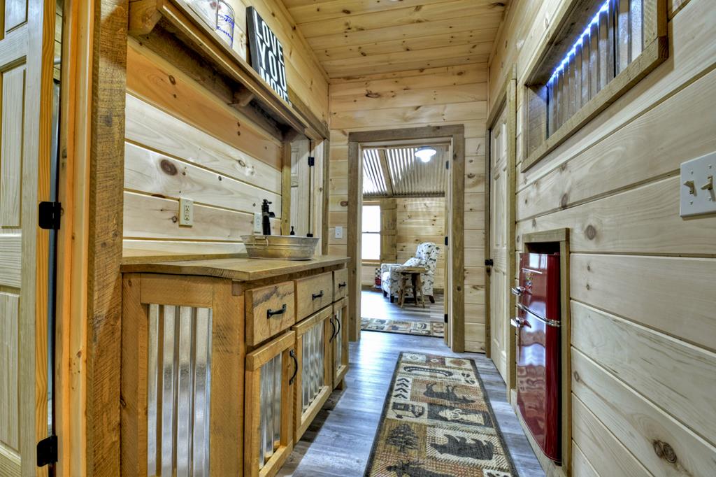 65 Weoka Court