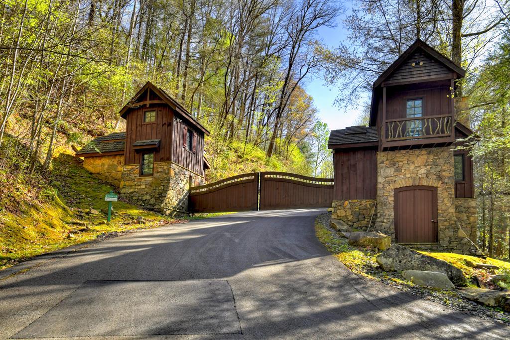 Lot 9 Moss Creek Trail