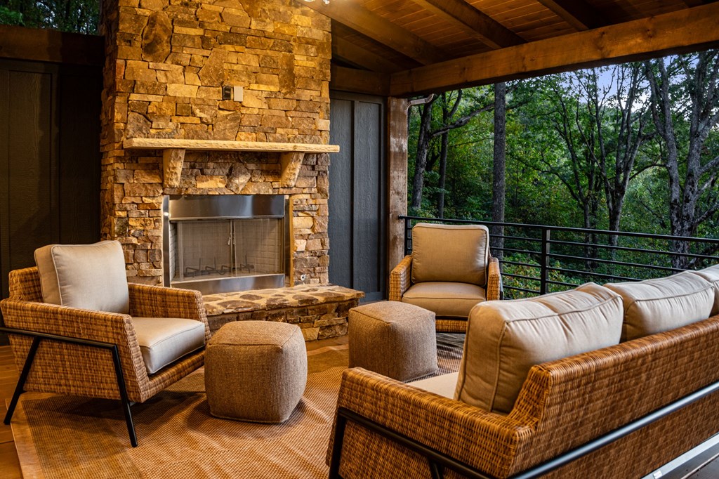 6342 Burnt Mountain Road