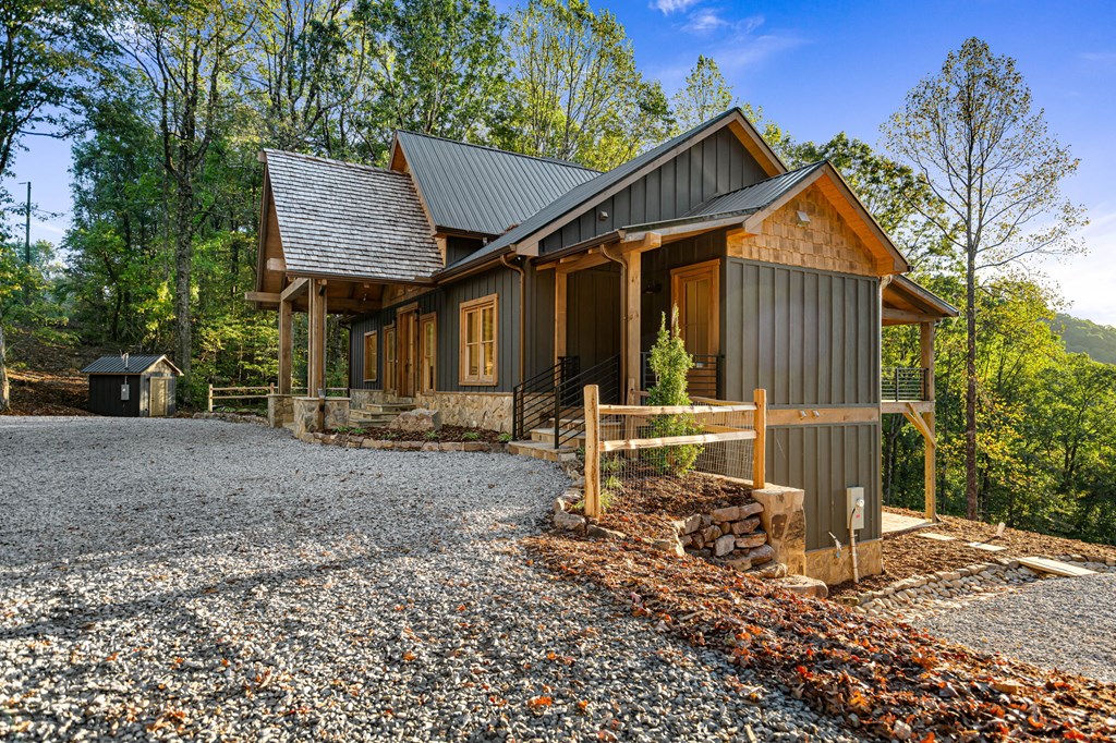 6342 Burnt Mountain Road